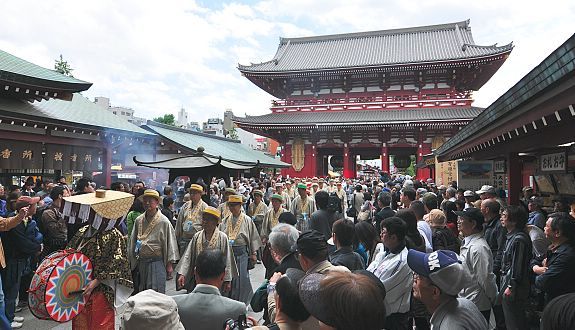 Sanja Matsuri (jap.三社祭) - Festiwal Trzech Świątyń
