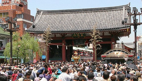 Sanja Matsuri (jap.三社祭) - Festiwal Trzech Świątyń