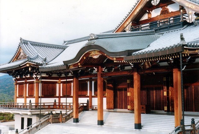 Japan Travel Reports: Agon-shu Monastery