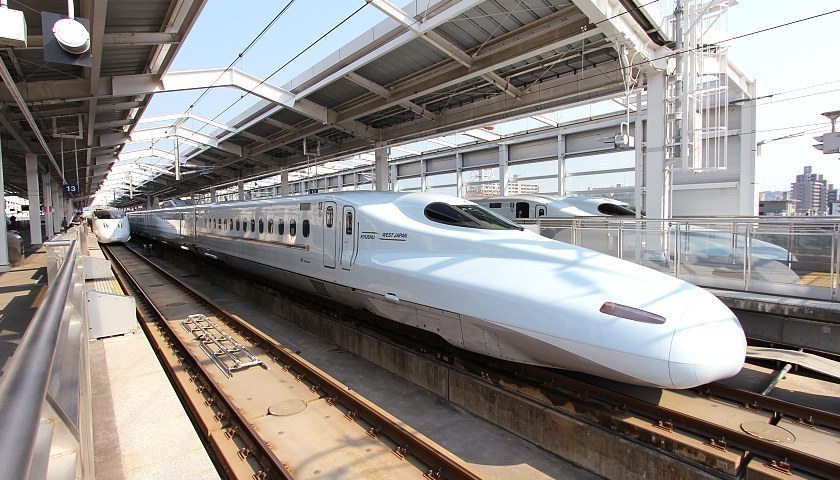 Resultado de imagem para shinkansen