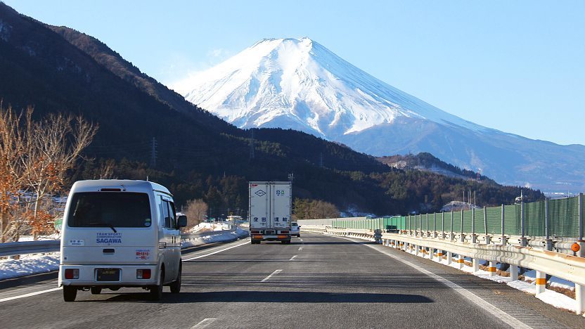 tourist car rental japan