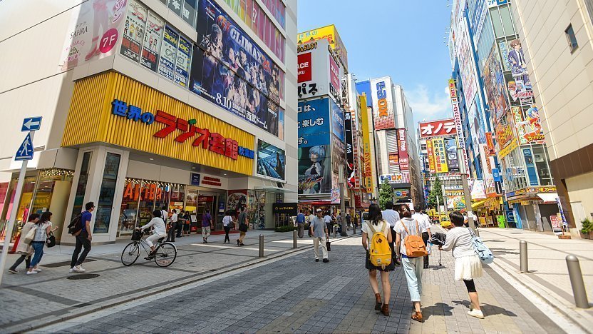 6 best speciality shopping districts in Tokyo