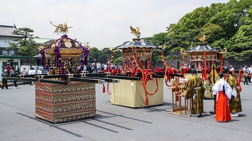 Image result for sanno matsuri hie-jinja shrine tokyo images