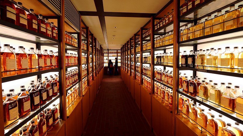 suntory whisky tour