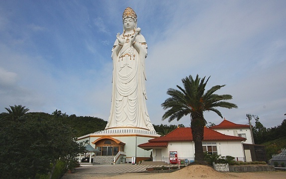 shodoshima travel great kannon
