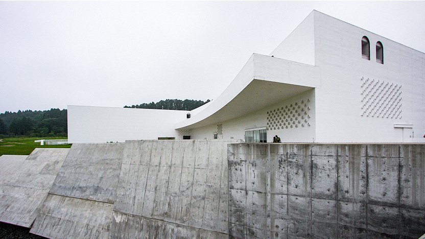Aomori Travel Aomori Museum Of Art