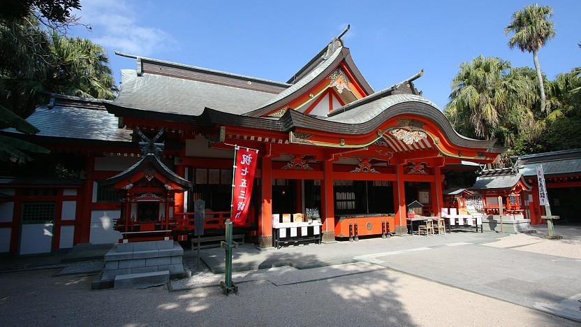 Aoshima Shrine