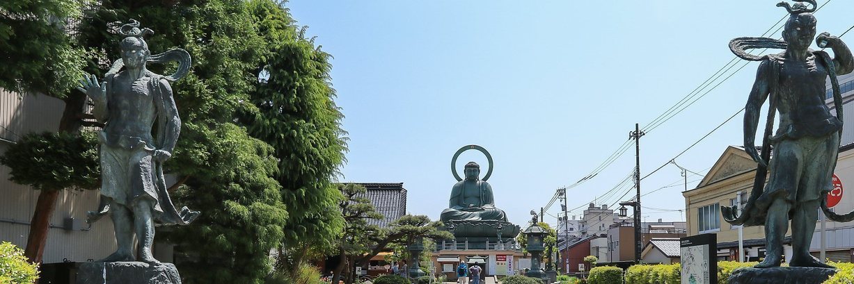 Takaoka Travel Guide - What to do in Takaoka City