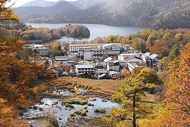 japanese onsen tour