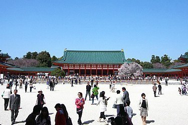 japanese tourist city